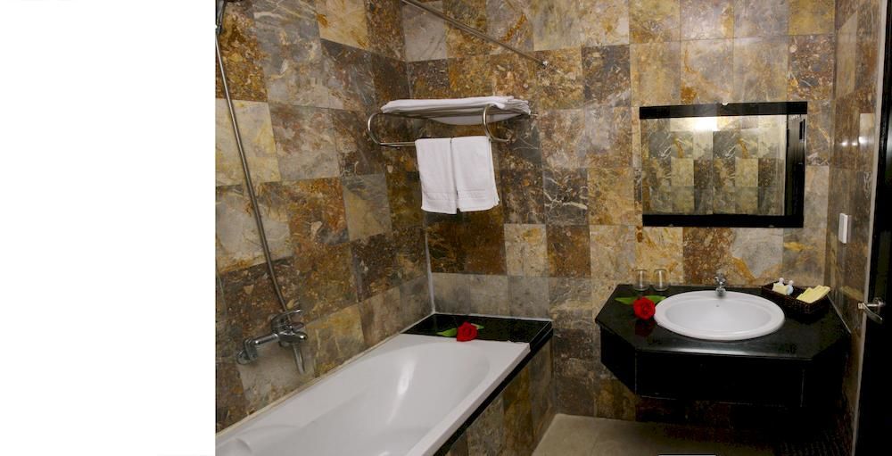 Varna Hotel Дананг Экстерьер фото