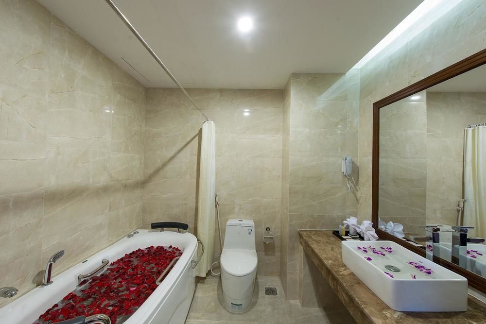 Varna Hotel Дананг Экстерьер фото